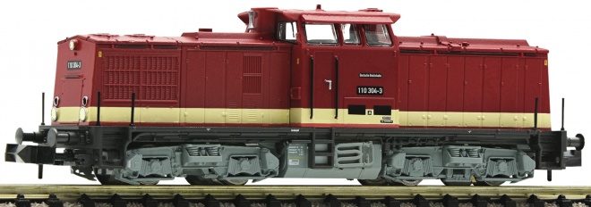 Diesel locomotive BR 110<br /><a href='images/pictures/Fleischmann/Fleischmann-721010.jpg' target='_blank'>Full size image</a>
